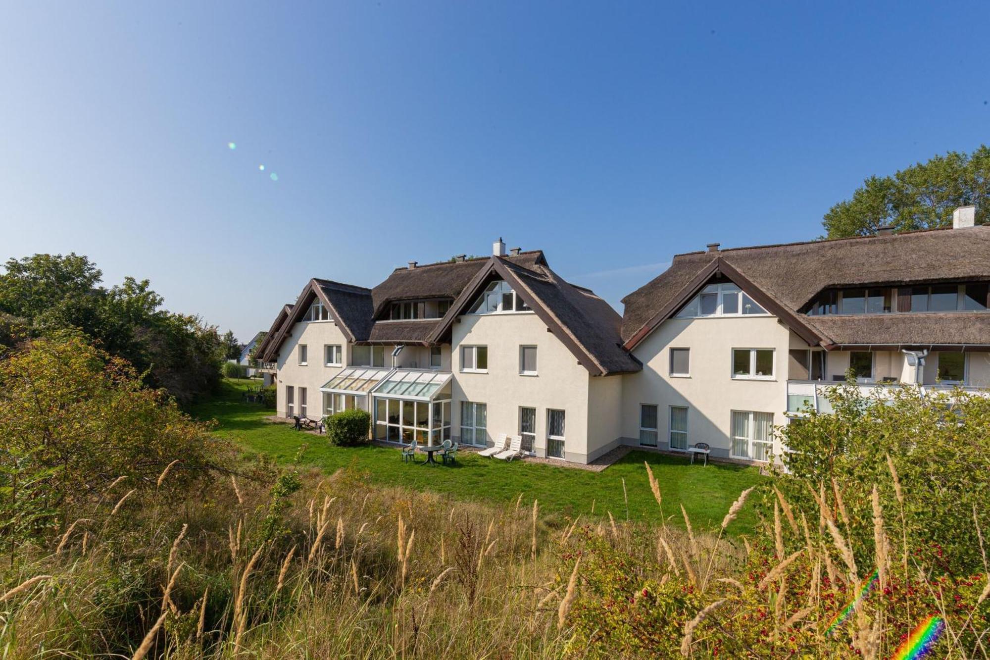 Ferienwohnung Sanddorn - Strandhaus Lobbe Exterior photo